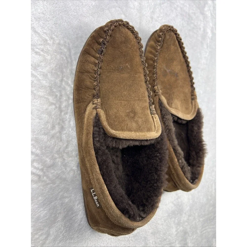 LL Bean Mens Wicked Good Moccasin Size 10 Medium Brown Suede Shearling Slippers